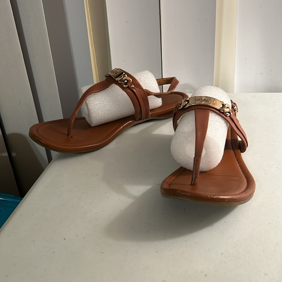 Coach tan leather t strap sandals Sz 8.5 - Picture 2 of 8